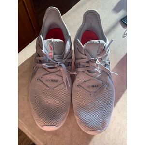 Women’s Nike AirMax